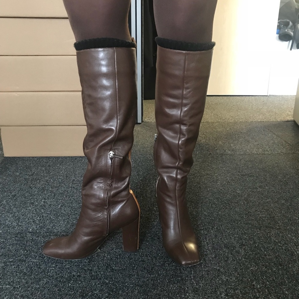 TOPSHOP high brown dress boots w/ stripe